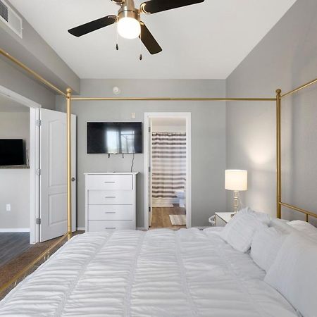 Luxury Mountain View 2Br With Balcony Located In Scottsdale Apartman Kültér fotó