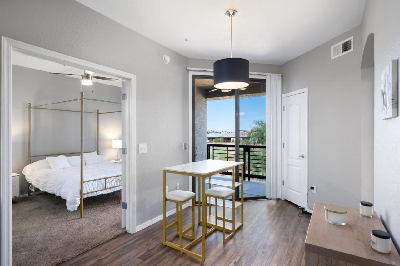 Luxury Mountain View 2Br With Balcony Located In Scottsdale Apartman Kültér fotó